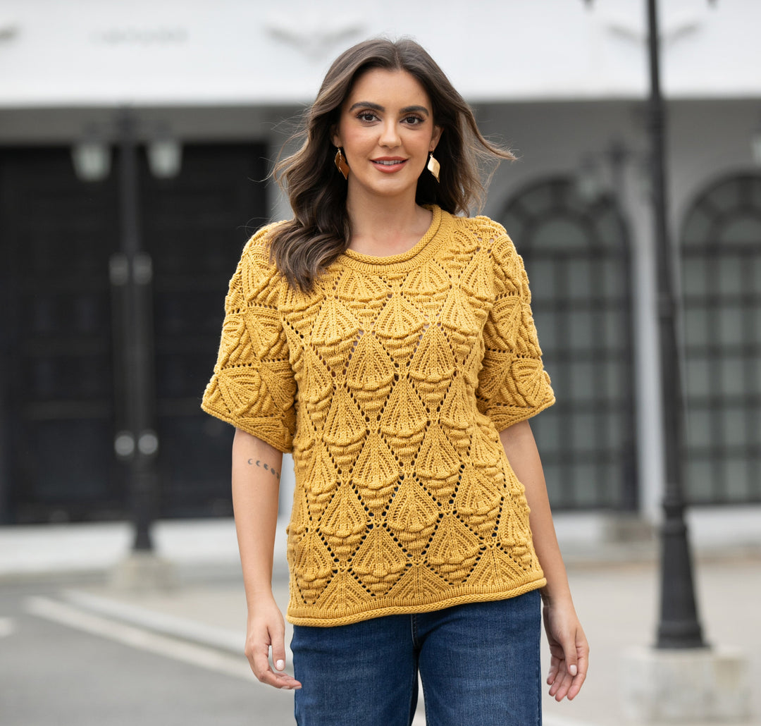 Isla 3D Statement Top